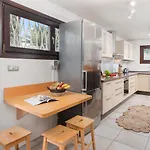 Villa Karat Atlantida