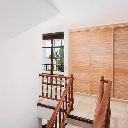 Karat Atlantida Villa *