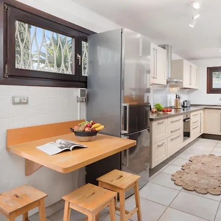 Villa Karat Atlantida